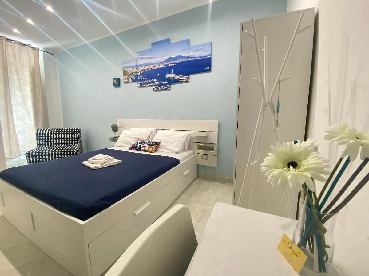 Hotel Il Vicoletto Nápoles Italia