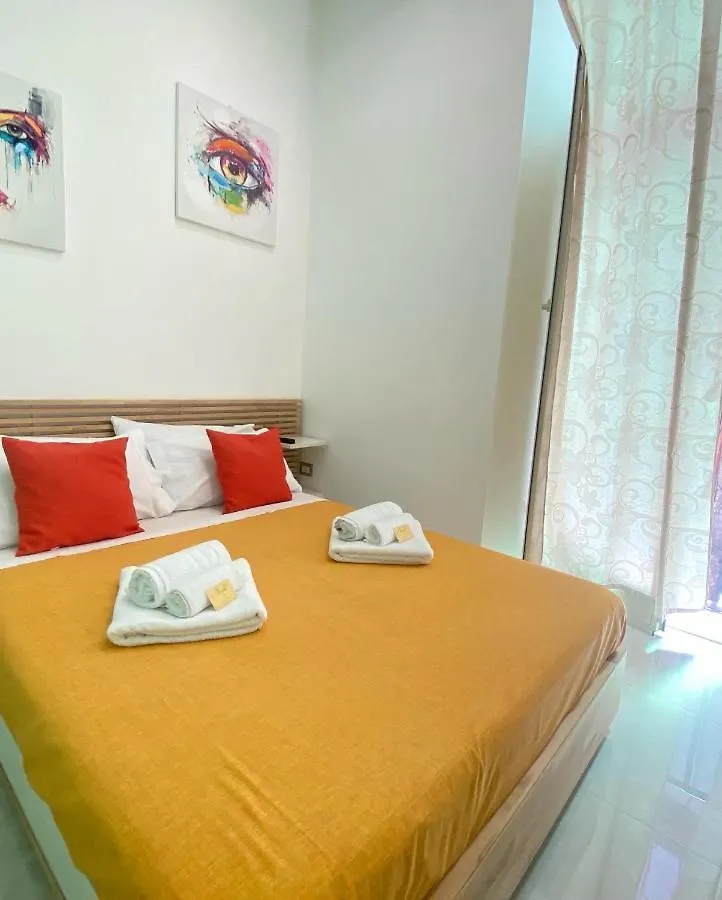 Il Vicoletto Otel Napoli İtalya